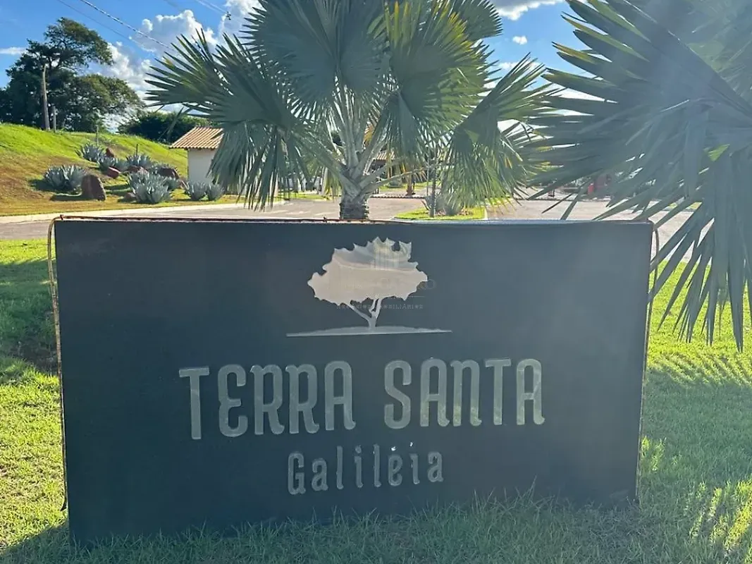 TERRENO À VENDA | CONDOMÍNIO TERRA SANTA GALILÉIAQuadra 10 • Lote 35Apenas 35 km...