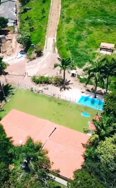 Chácara à Venda - Santo Antônio do Descoberto/GOValor: R$ 2.100.000,00Aceita pro...