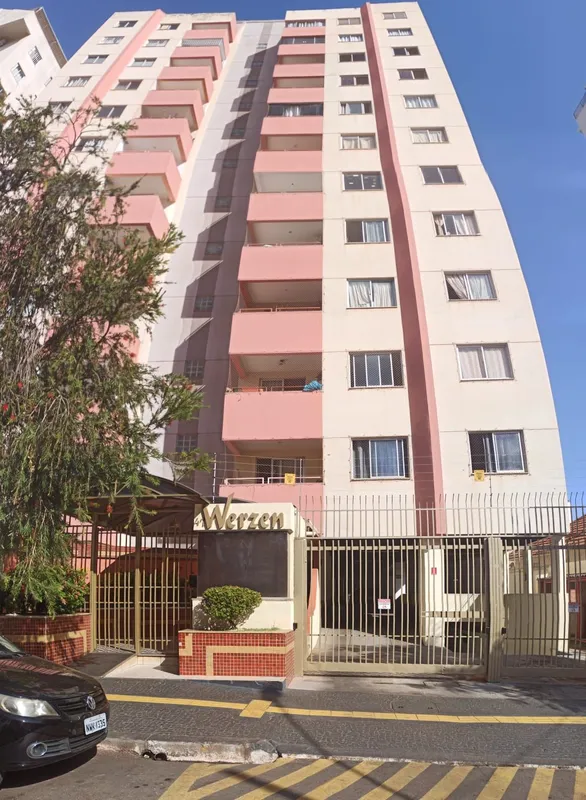 APARTAMENTO DE 68 M², NASCENTE , COM DOIS QUAROS SENDO UMA SUÍTE.POSSUI ARMARIOS...