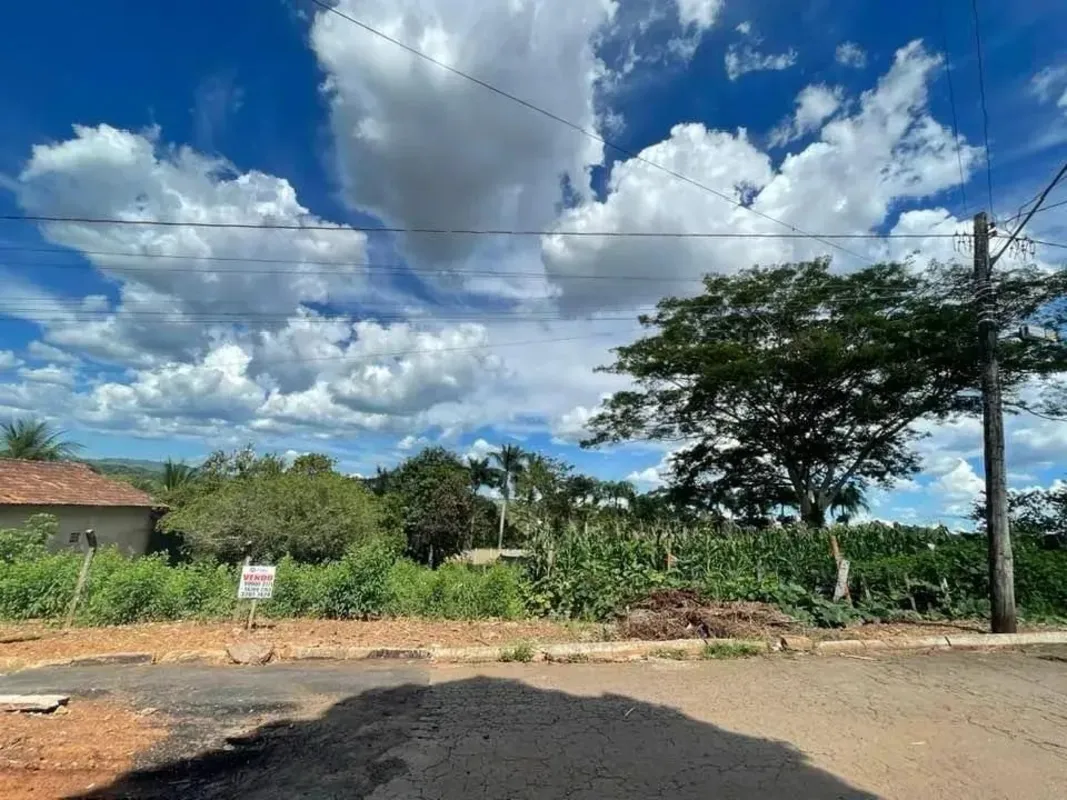 Lote de 747 m² à venda – Excelente localização!Frente de 18 metros para a Rua Co...