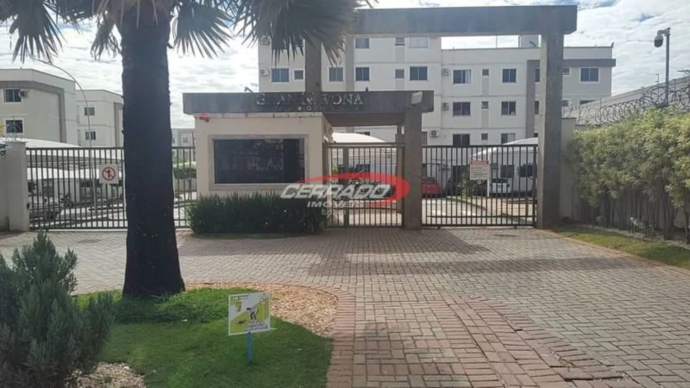 Este aconchegante apartamento de 42m² oferece conforto, praticidade e uma excele...