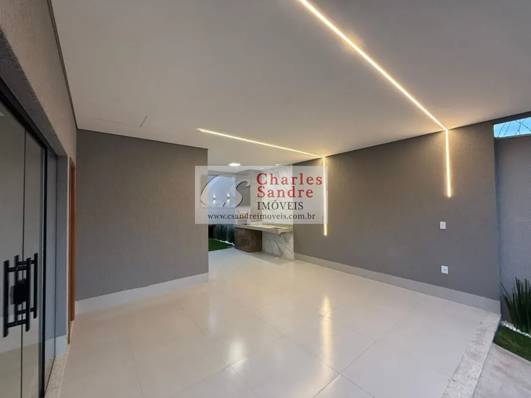 BAIRRO HILDA PRONTAS PARA MORAR Casas modernas, sofisticadas e com lazer complet...