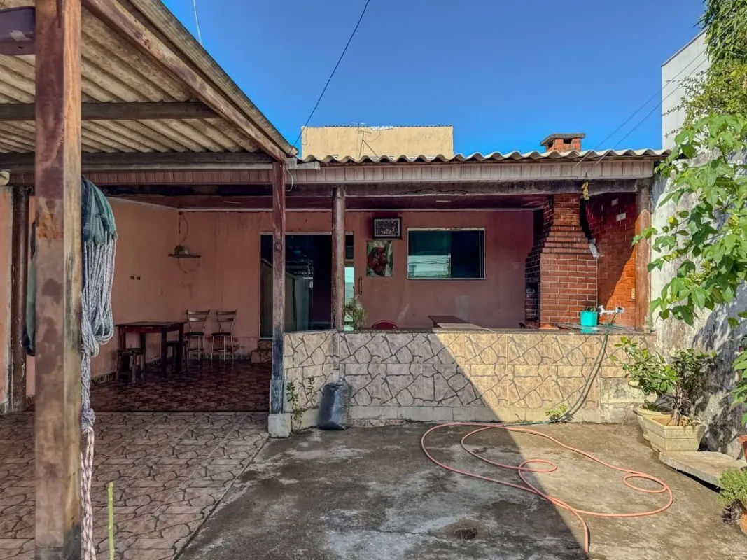 Casa 3 Quartos com Suíte | Área Gourmet com Churrasqueira | Quintal Amplo | Gara...