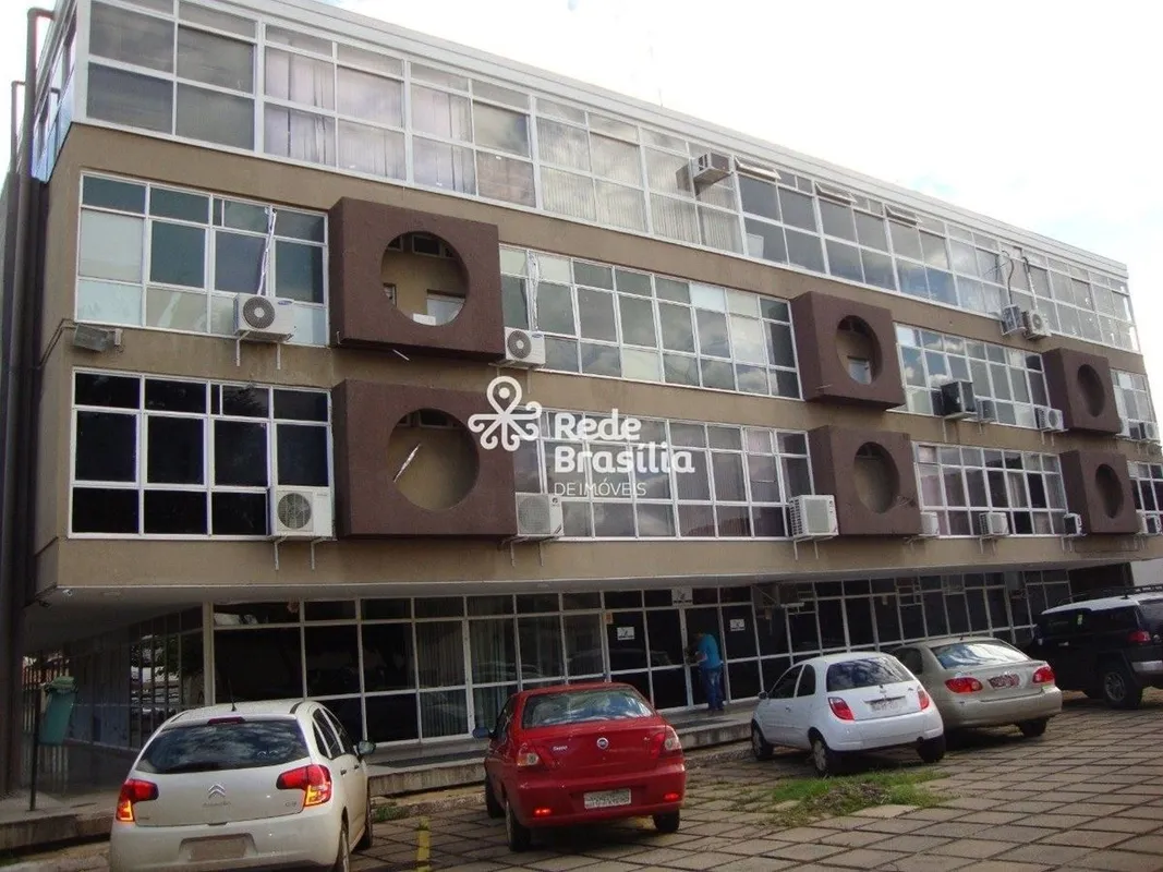Excelente oportunidade de aluguel de uma loja em Brasília, localizada na Zona In...