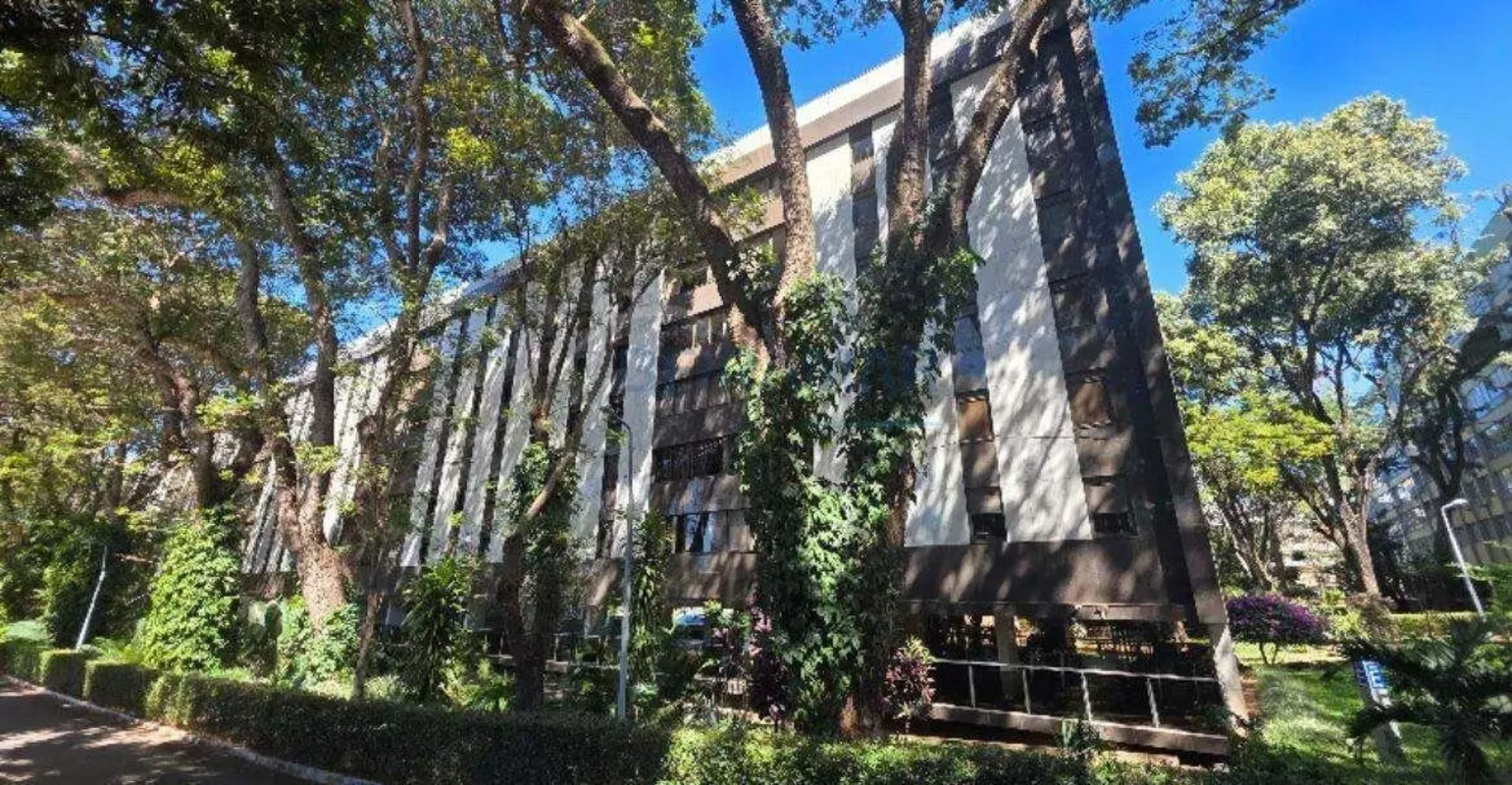 Apartamento de Alto Padrão 4 Quartos (1 Suíte) | 100% Reformado | Nascente e Vaz...