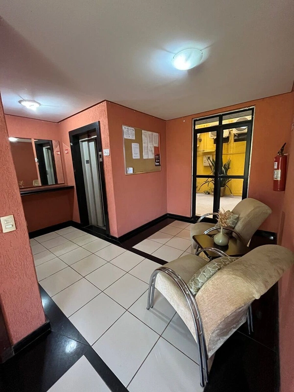 Alugo KITINETE NO CA 05, STILLUS HALL, apt 303, Lago Norte, Living ( espaço aber...