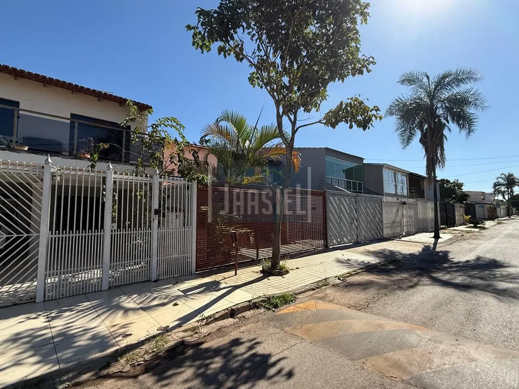Casa para venda no Residencial Santos Dumont, com 120 m² de área construída em u...
