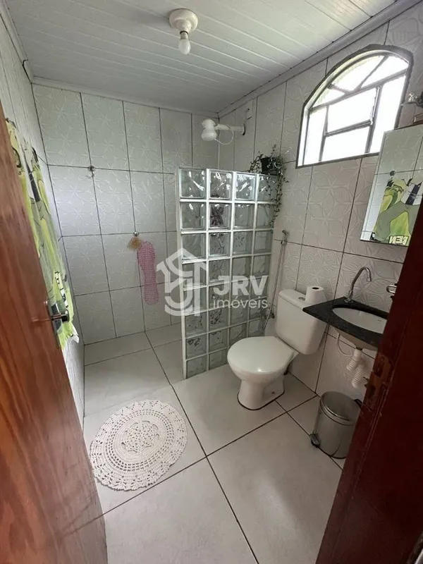 Chácara com 10.000m², com 2 casas em Ponte Alta, Gama-DFApresentamos essa belíss...