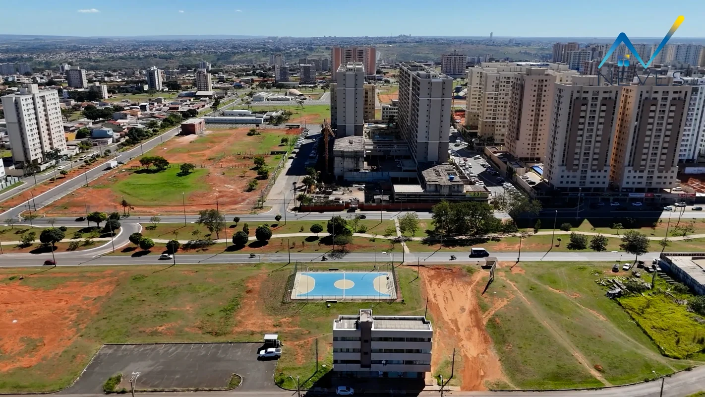 LOTE EM SAMAMBAIA PARA LOJAS E APARTAMENTOS SÁO 2 LOTES JUNTOS NA QN 501 CONJNUT...