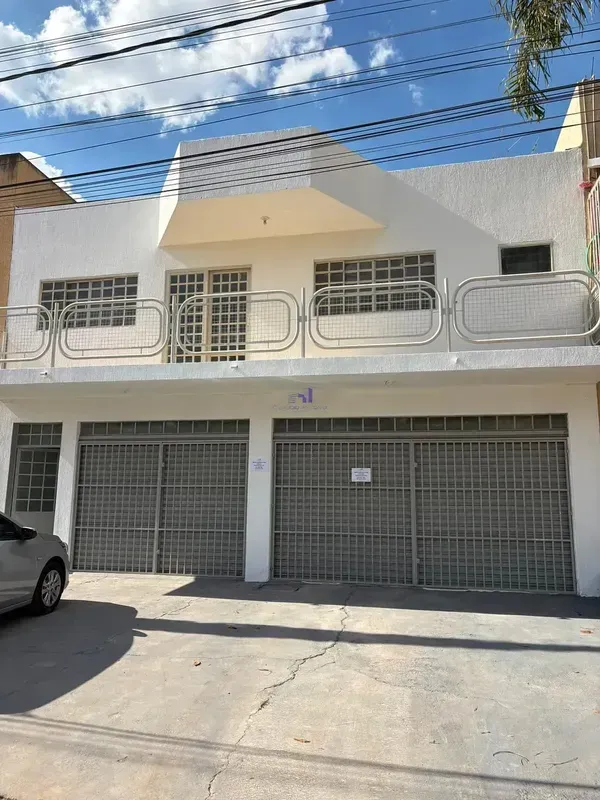 Excelente apartamento disponível para locação, com área livre na parte de baixo,...