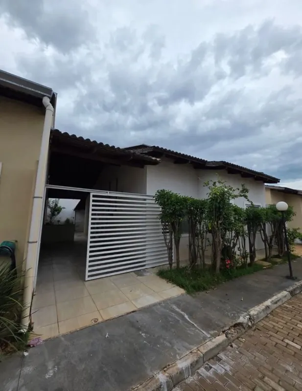 Casa Ã  venda em ChÃ¡caras SÃ£o Pedro, GoiÃ¢nia, no Residencial village bela vis...