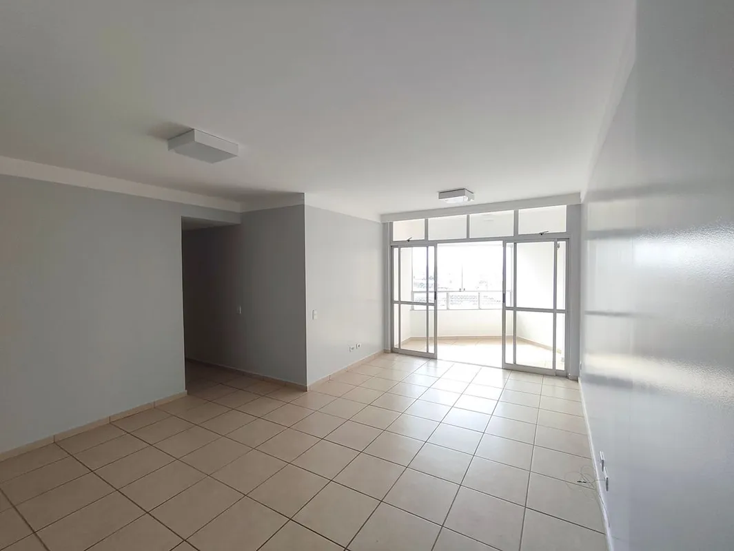 Apartamento de 97mÂ² privativos no Residencial AjuÃ­ oferece um layout inteligen...