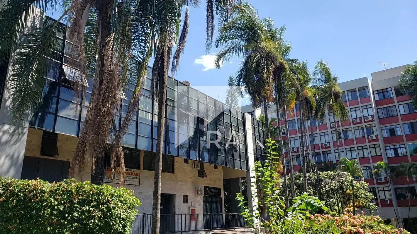 Esta loja possui 29 m² localizada na Asa Norte, região nobre de Brasília, oferec...