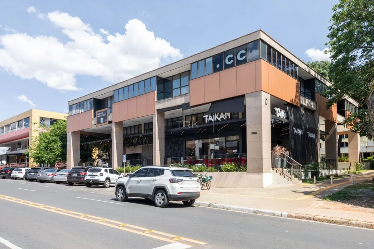 Edifício comercial à venda na CLN 412, Asa Norte - Brasília.3 experiências incrí...
