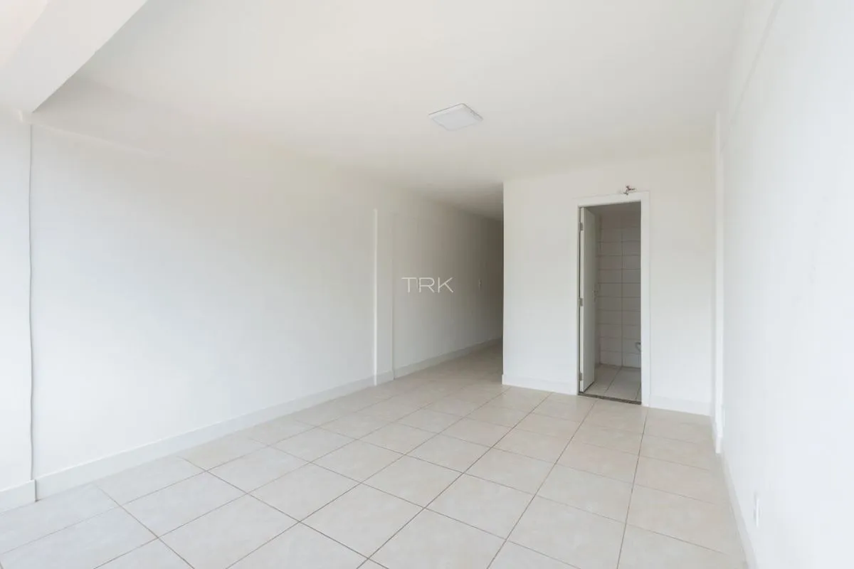 Sala comercial para locação na CLN 201, Asa Norte - Brasília.5 experiências incr...