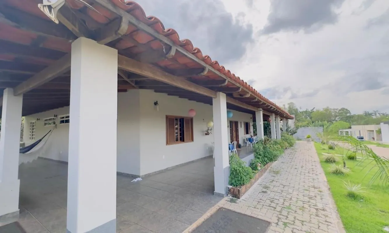 Casa quadra 5 Parkway :próximo a águas claras 5 quartos, 2 suítes, armários, 3 s...