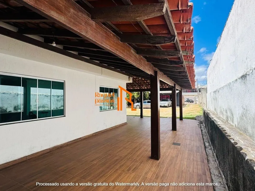 Casa excelente bem localizada em Arniqueiras! Composta por: Casa com terreno de ...