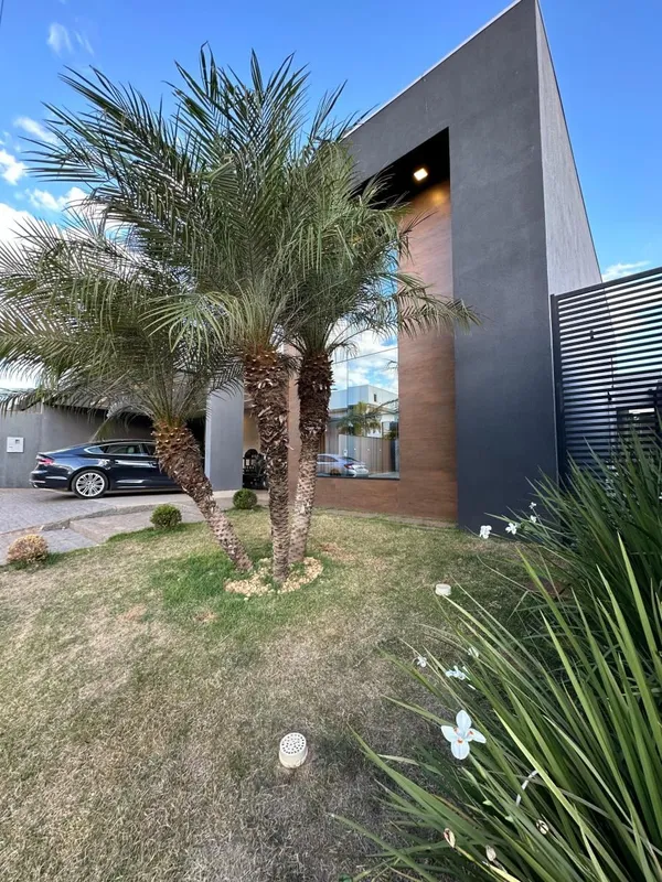 Investimento: R$ 1.850.000,00 Metragem: 400m² área de lote Imóveis: 4 Quartos se...