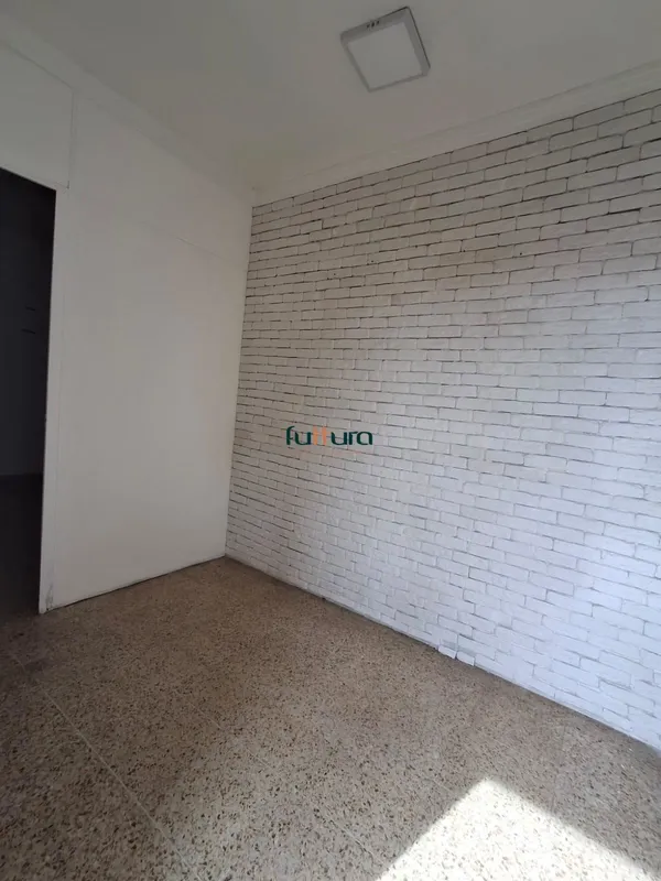 Sala Comercial para Locação – Ed. Eldorado CenterExcelente sala comercial com 45...