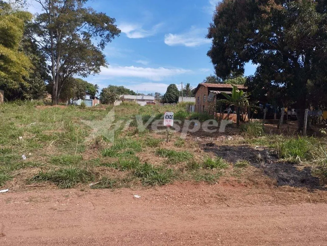 Lote à venda para construção urbana com área total de 390,00m², sendo: 13,00 met...