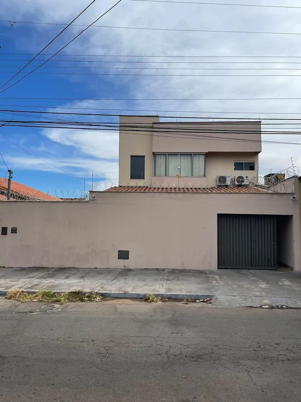 Destaques do imóvelVenda Sobrado Faiçalville ? 3 quartos, sendo 1 suíte ampla e ...