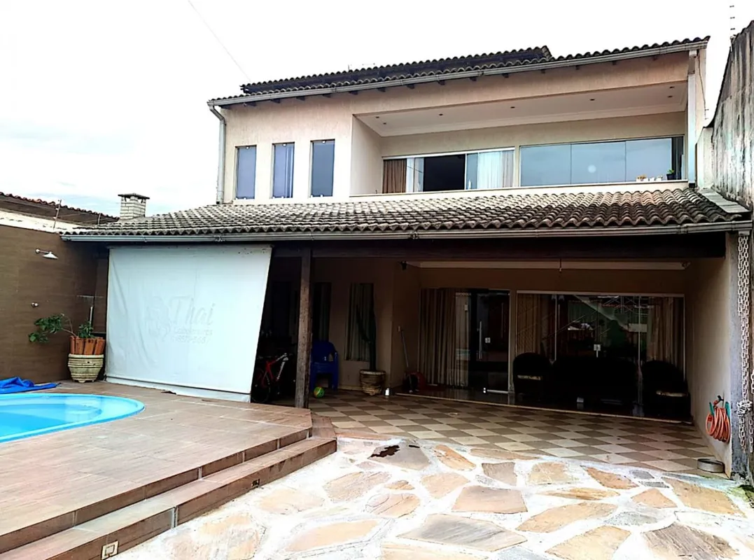 Excelente oportunidade para moradia em casa de alto padrão em ÓTIMA localização ...