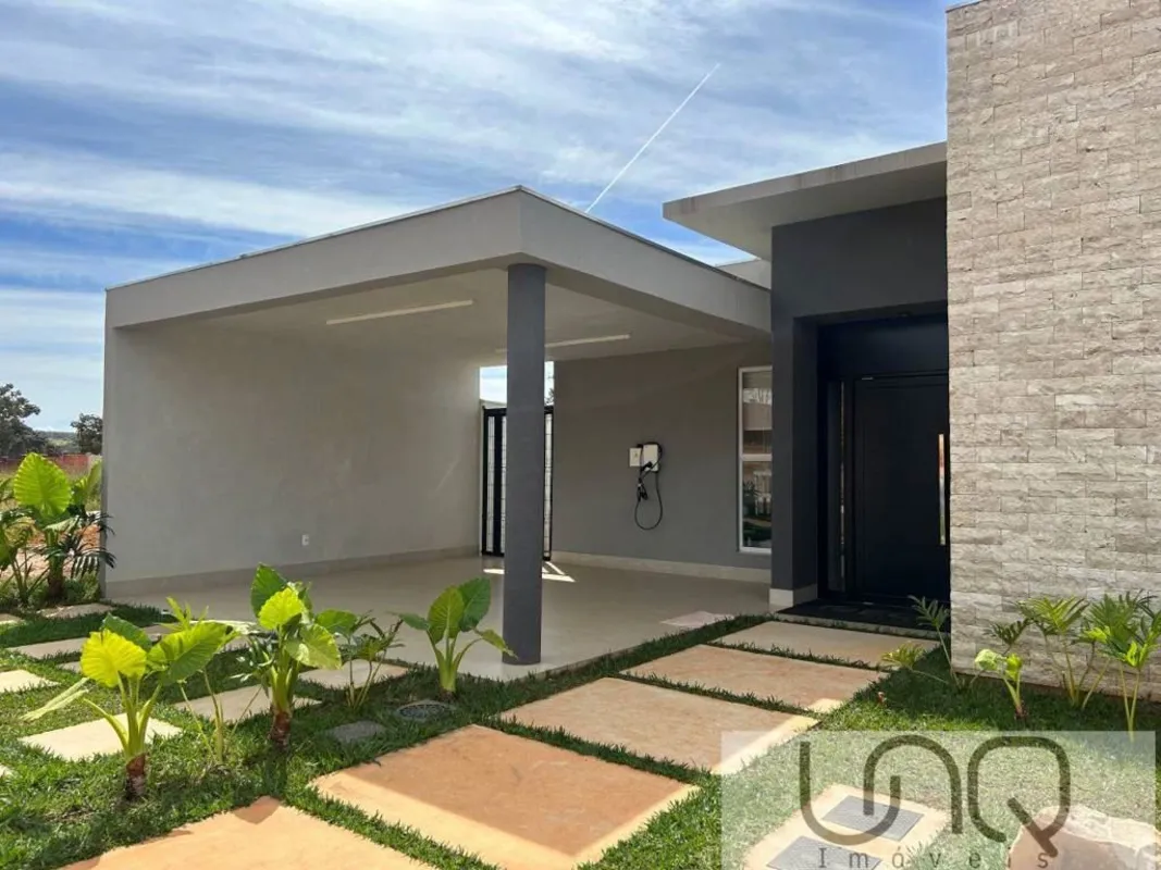 UNQ VENDECasa nova com 03 suítes - Jardim BotânicoCasa térrea nova com 03 suítes...