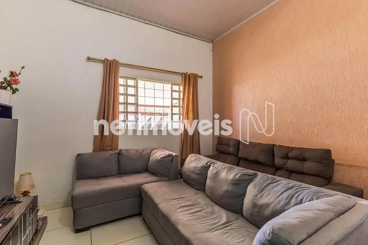 Casa com 2 Quartos, 2 Suítes e 2 Vagas de Garagem na QR 602 – Samambaia Norte Lo...