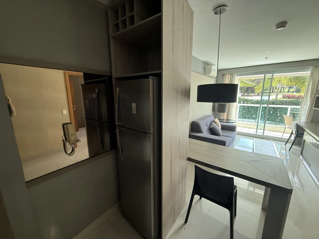 BRISAS DO LAGOApartamento com 48m2 e vista para o clube de golfe.Mobiliado Long ...