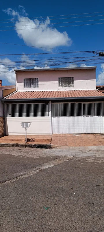 ?? **SOBRADO À VENDA NA QUADRA 300 – RECANTO DAS EMAS/DF**Excelente oportunidade...
