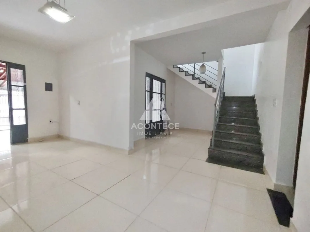 Oportunidade + 2 Suítes + DCE + 6 Vagas + Localização Top! QE 26, Guará II---ACE...