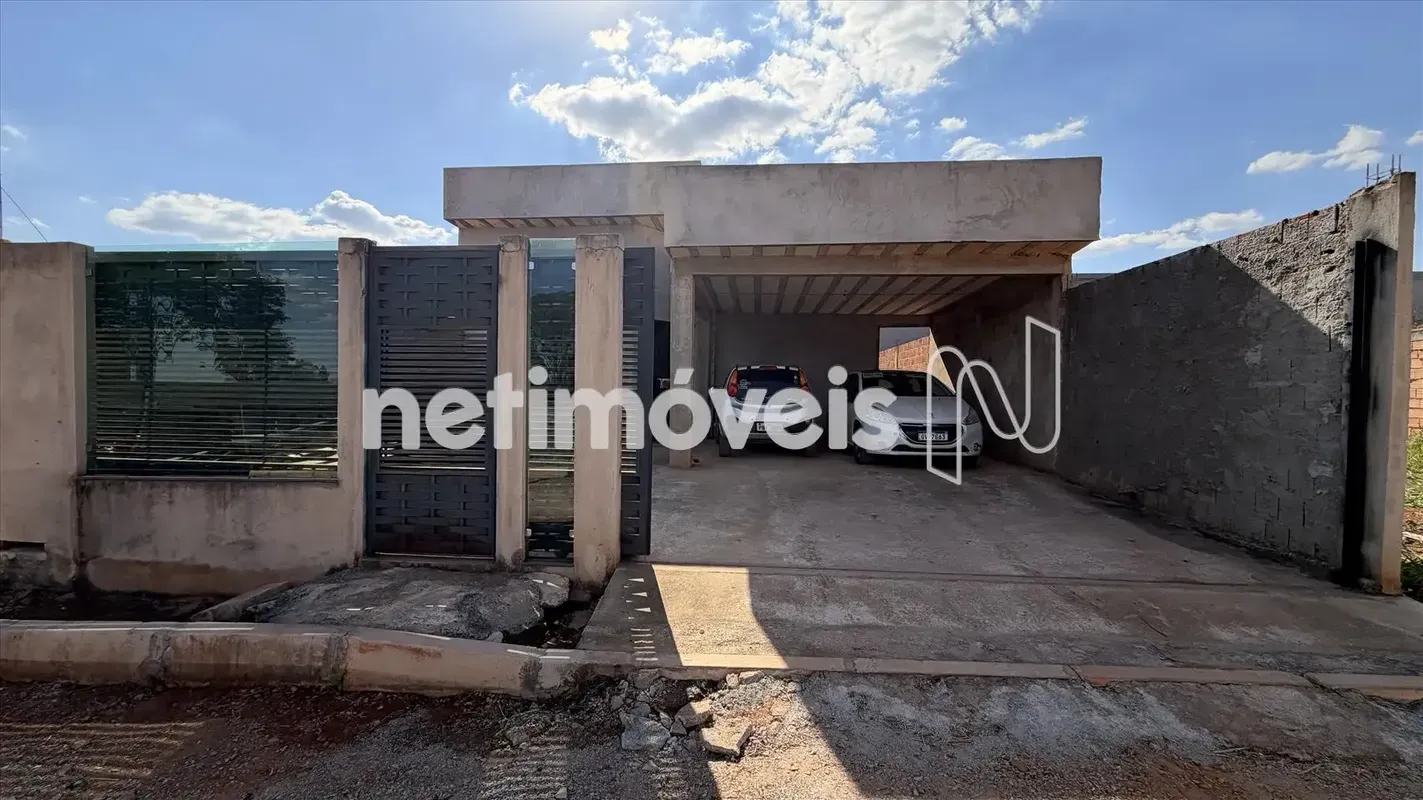 informações do imóvel: - Lote: 350 m²- Área construída: 220 m²- Casa toda na laj...