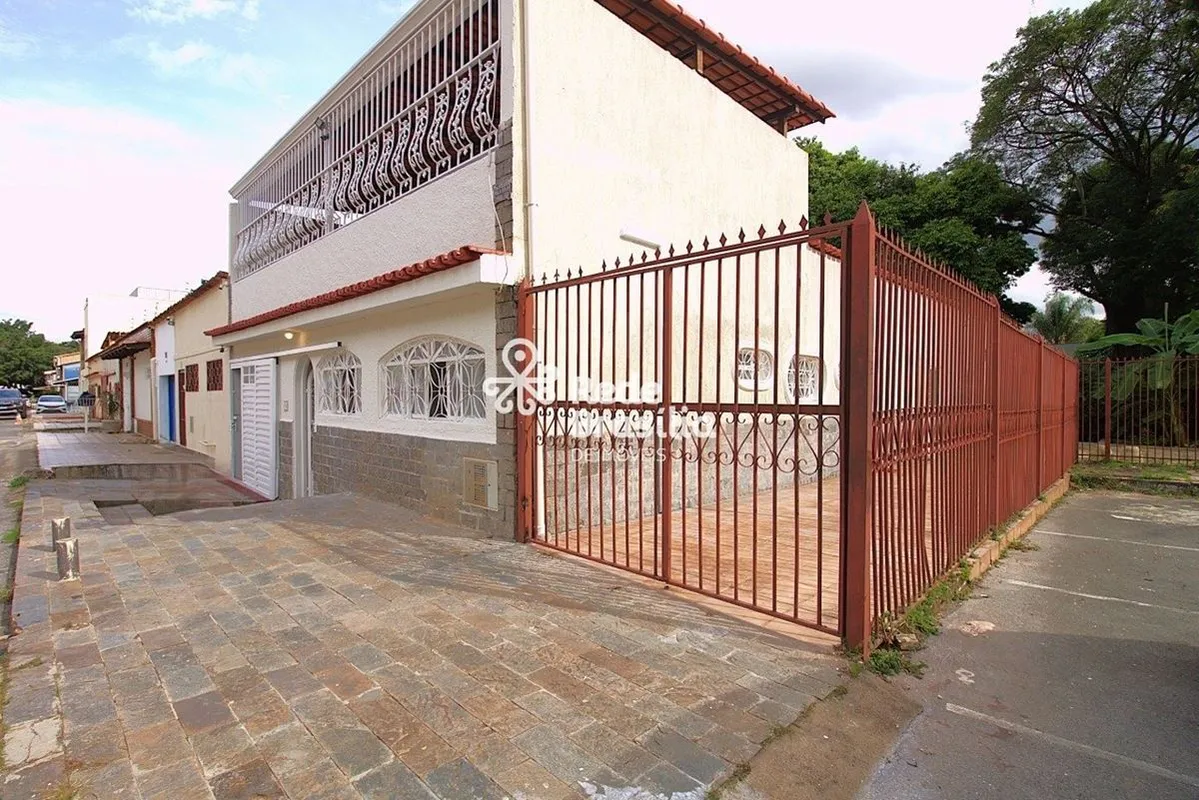 SHIGS 709 - Kitnet em Casa Térrea com 1 quarto e Garagem - Asa Sul - DFDescubra ...