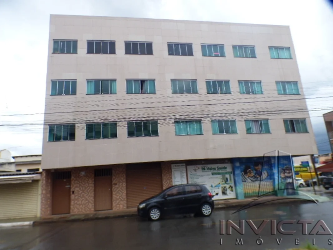OPORTUNIDADE: Lindo apartamento reformado , localizado no QN 5 O imóvel conta co...