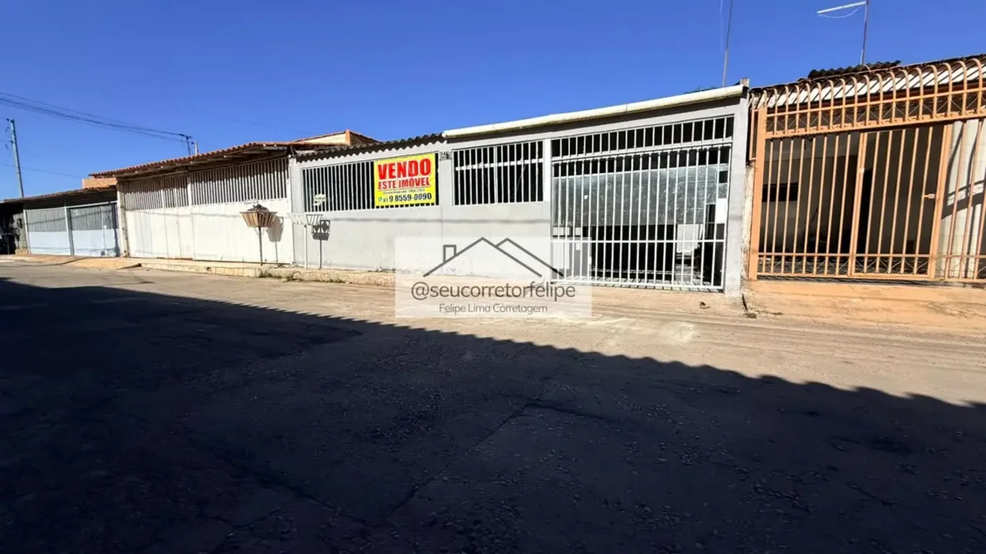 Casa na QNP 32 Setor P.Sul próximo à Av. P4 (boa localização)Corretor Felipe 61 ...