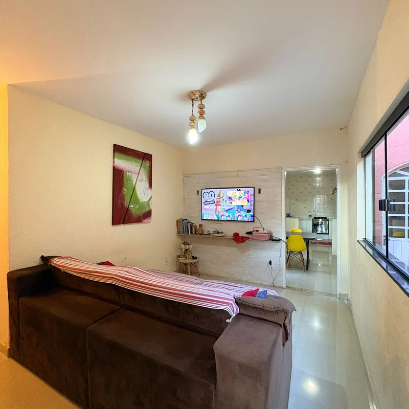 CASA 03 QUARTOS COM SUITE NA QNN 19 CEILÃNDIA:03 QUARTOS COM SUITE,01 BANHEIRO S...