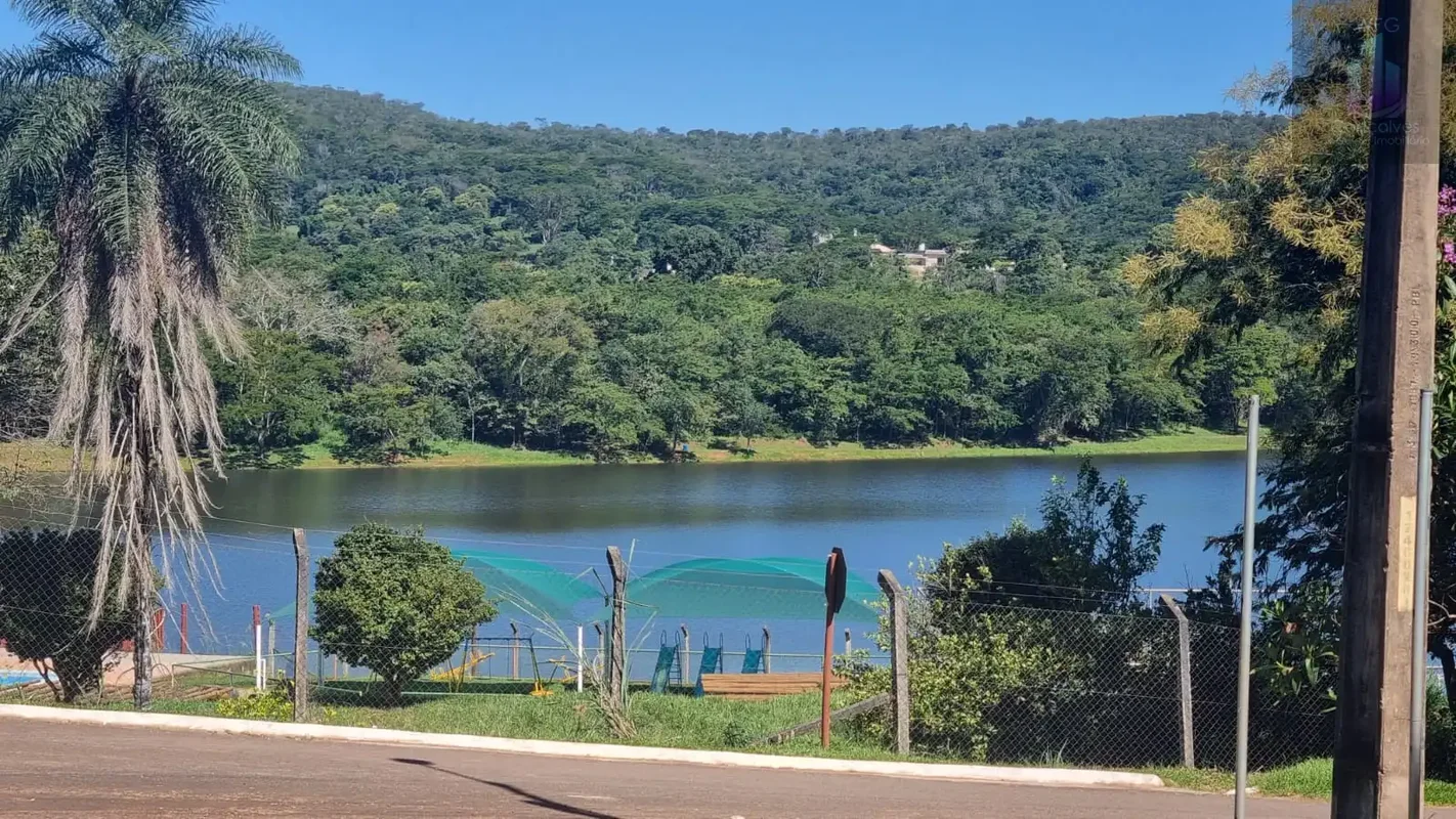 Chácara de Luxo | 2.000m² | Águas da Serra – Hidrolândia 15 minutos de Goiânia !...