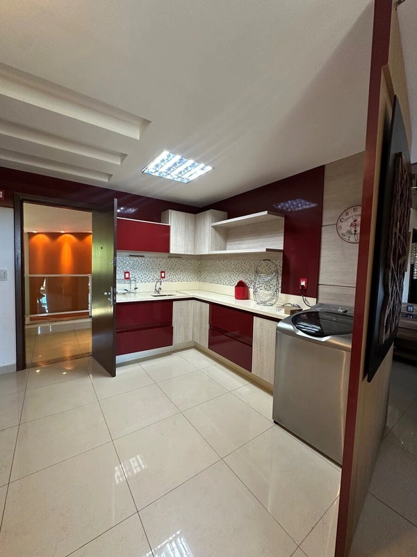 Conforto e praticidade em um apartamento luminoso na ASA NORTE, Brasília, no SHT...