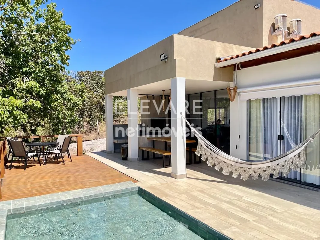 Uma casa já estruturada, no Residencial Eldorado no Alto Paraíso, com capacidade...