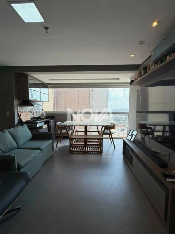 ESPECIFICAÇÕES DO IMÓVEL:Apartamento de dois quartos com duas suítes, duas vagas...