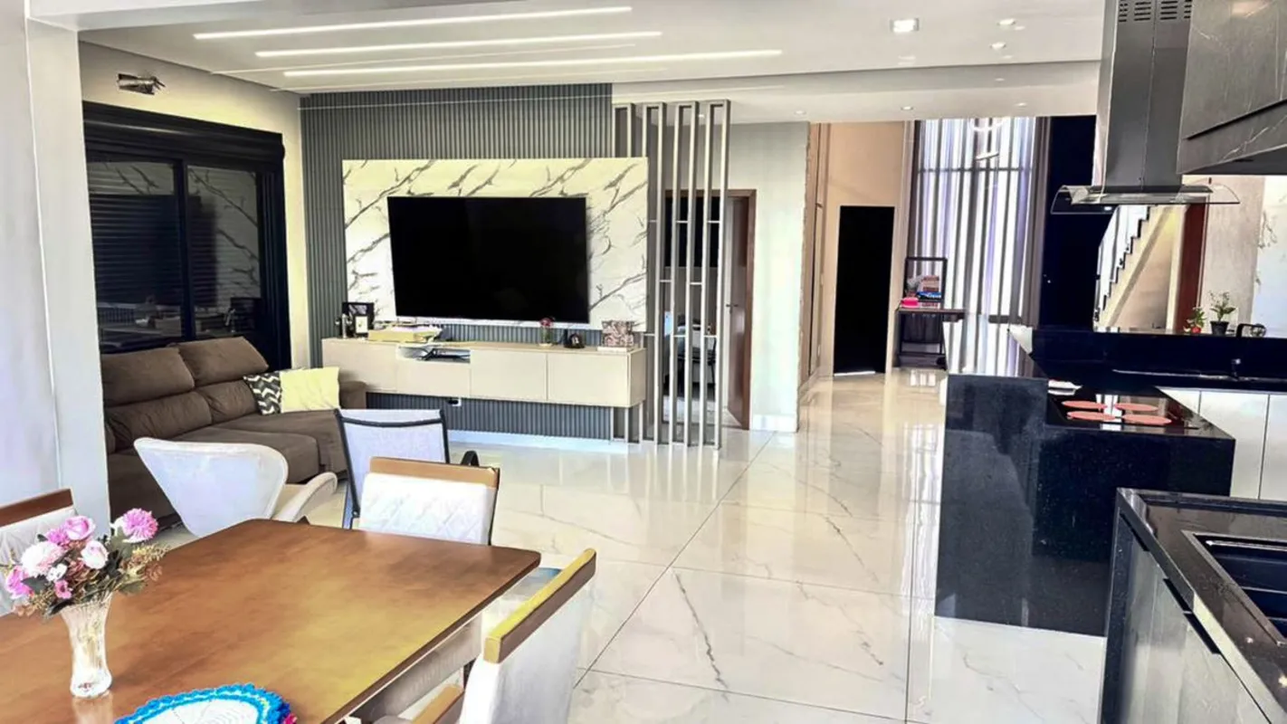 Sobrado com 284mÂ² de Ã¡rea construÃ­da, composto por 04 suÃ­tes e 02 escritÃ³ri...