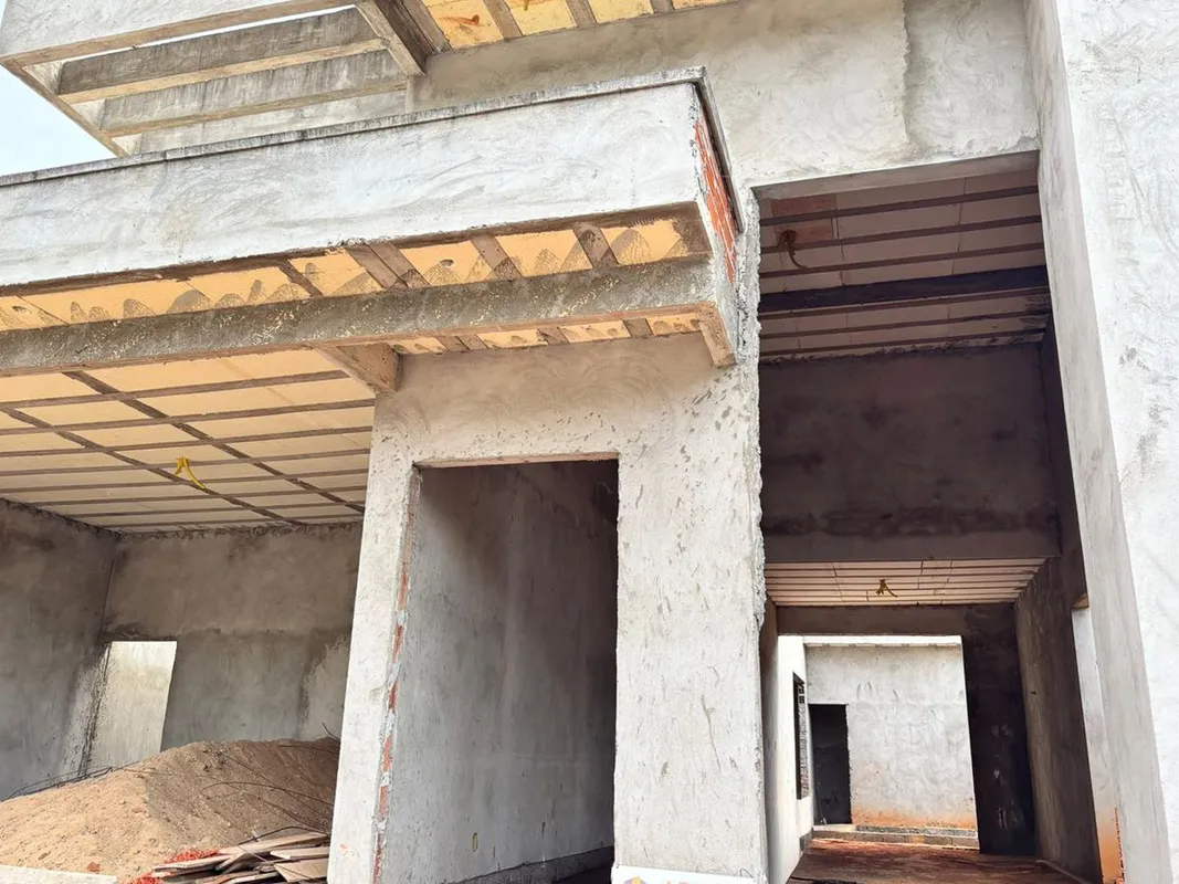 Excelente oportunidade de adquirir uma casa com arquitetura moderna no CondomÃ­n...