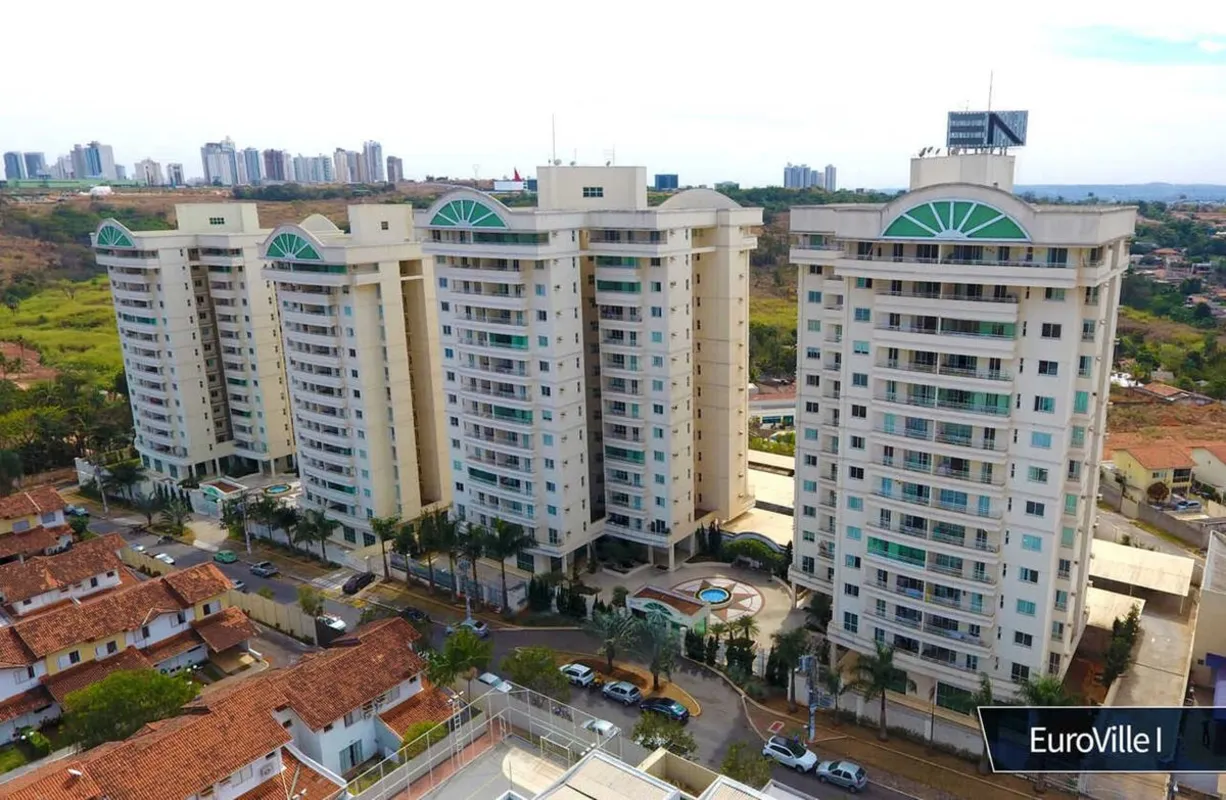 2 QUARTOS, SENDO 1 SUITE, SALA COM SACADA, COZINHA, AREA DE SERVIÇO E GARAGEM. 1...