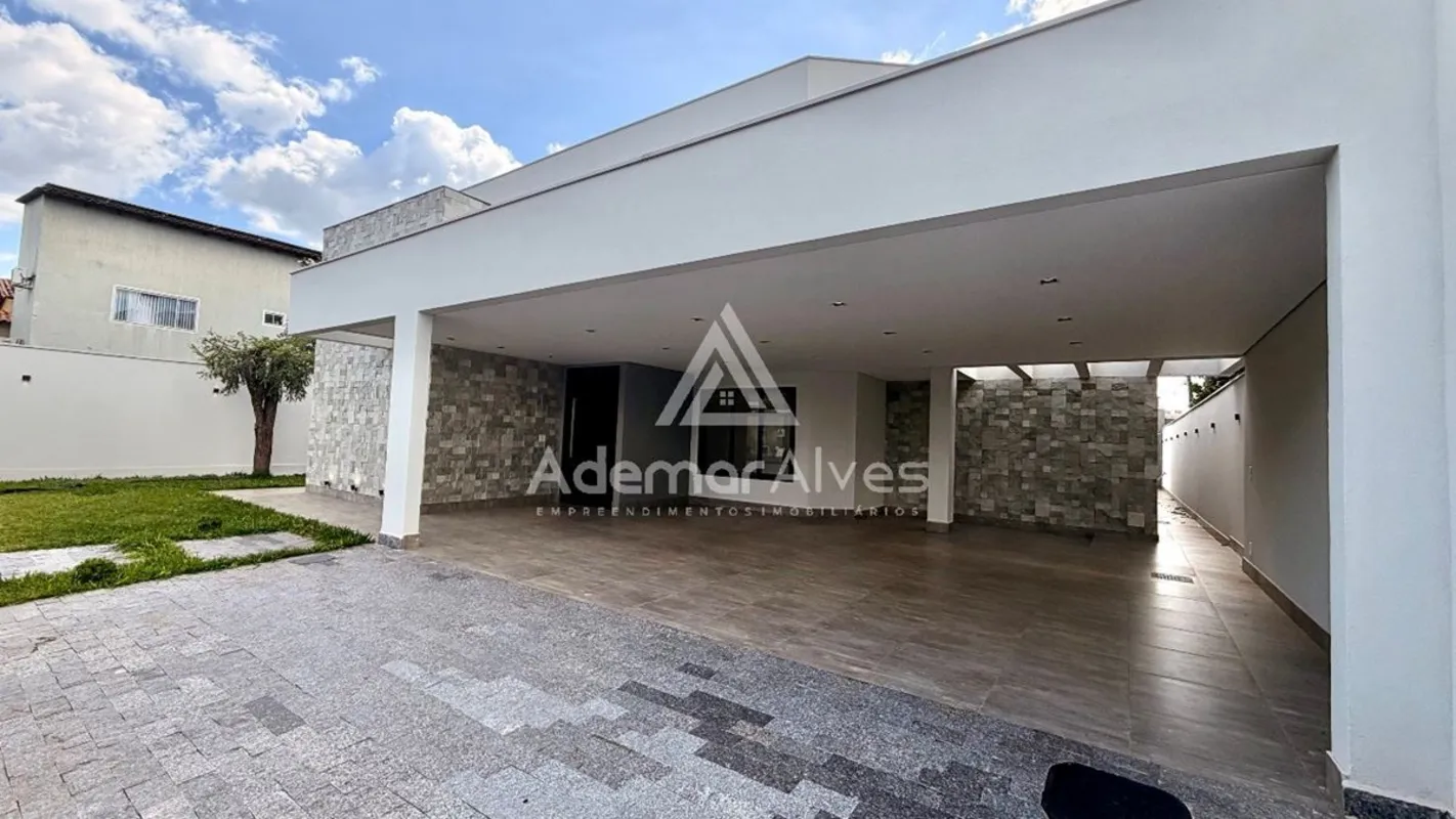 VENDE-SE CASA REFORMADA DE ALTO PADRÃO NO CONDOMÍNIO RK | 04 SUÍTES | 01 SUÍTE C...