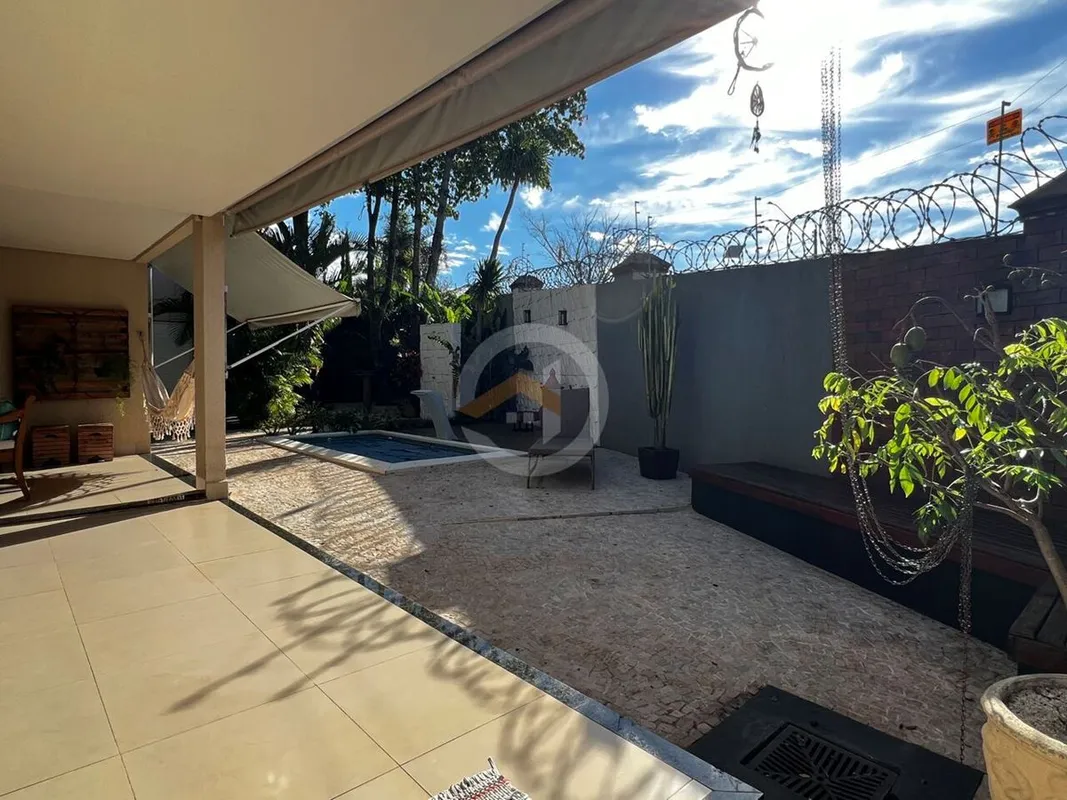 Sobrado 3 suites + Home Cinema com quintal, Sala ampla com 2 ambientes integrada...