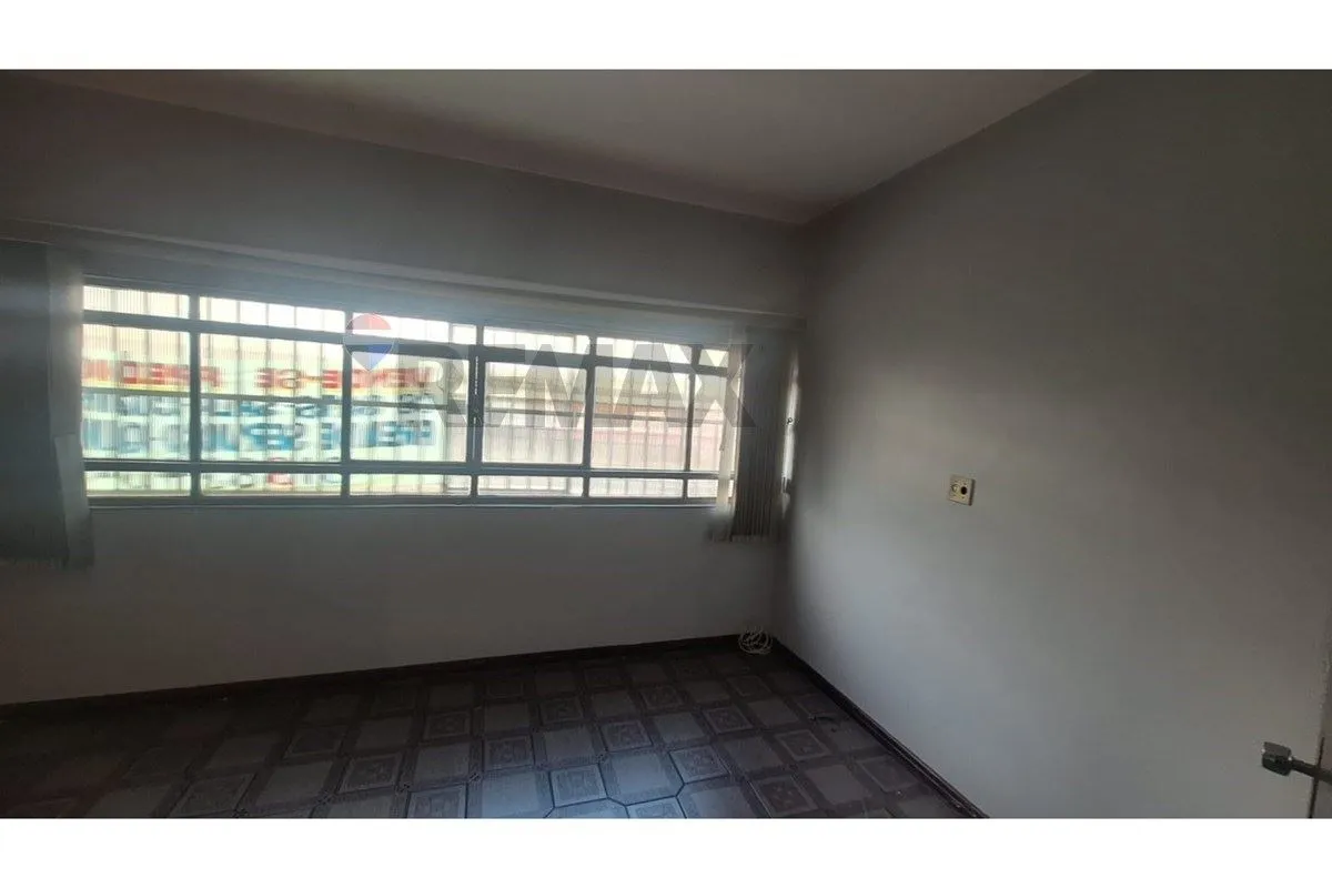 Excelente oportunidade para investidores no segmento comercial! À venda em Tagua...