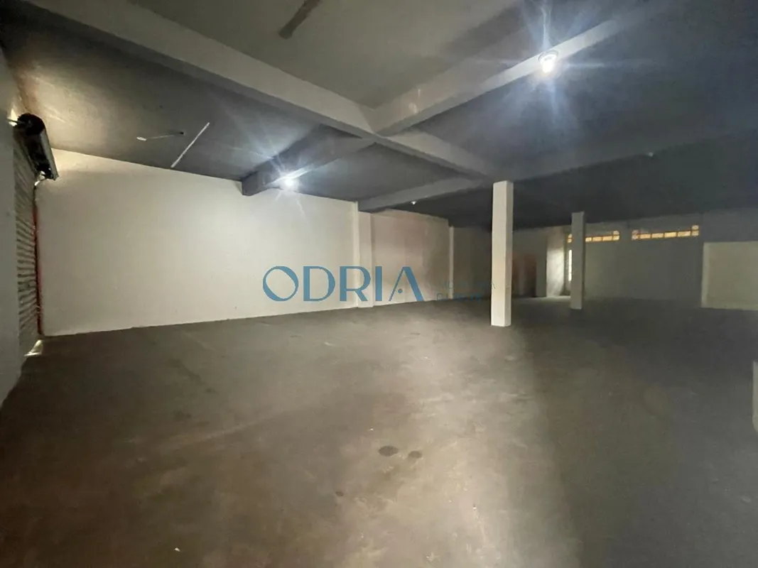 Prédio localizado no Setor Oeste do Gama, em ponto estratégico e com alto potenc...
