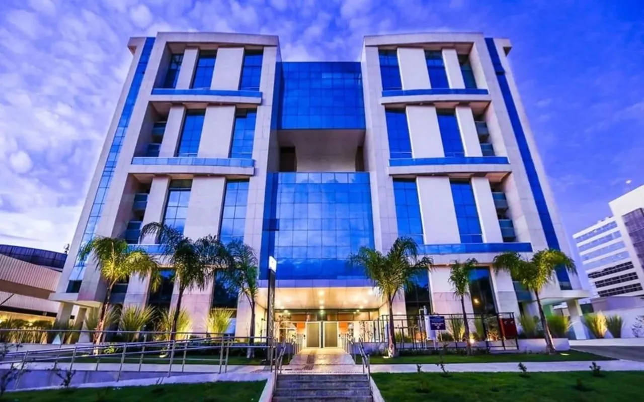 LEÕES DA CORRETAGEM VENDE O IMÓVEL QUE VOCÊ PROCURAExcelente oportunidade no Par...