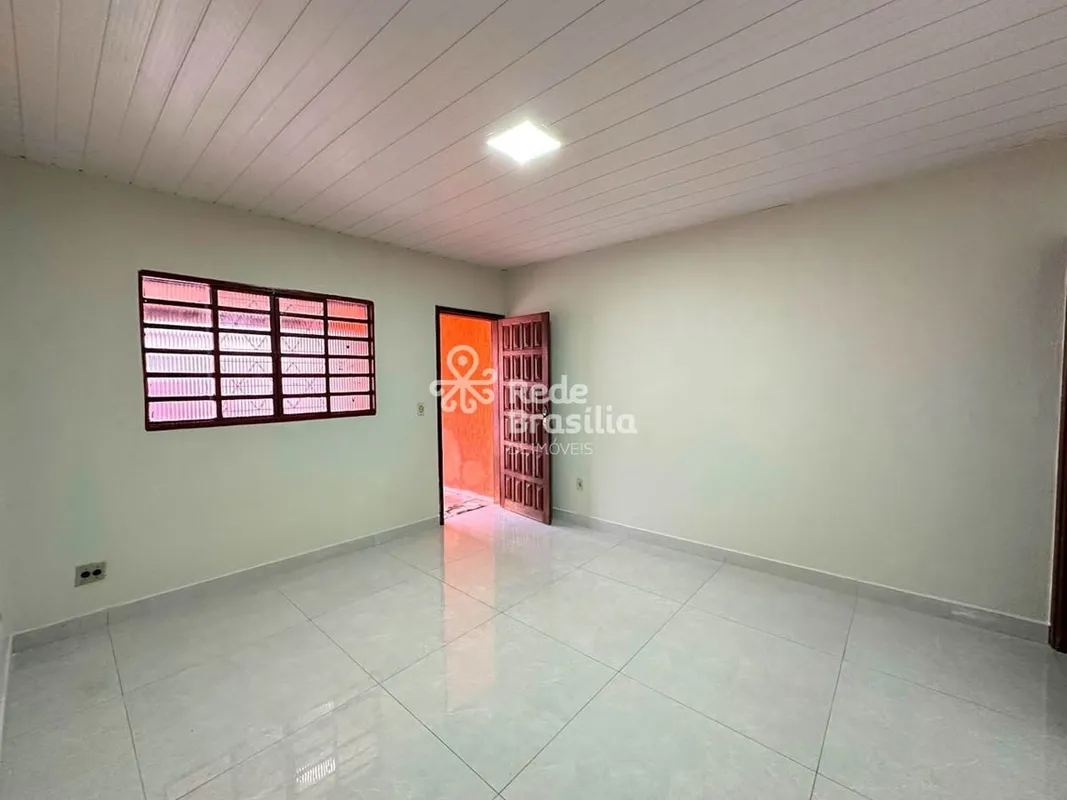 TH35575 - Shrf Ii Qn 08 Riacho Fundo, Casa 02 quartos, 120m². Agende sua visita!...