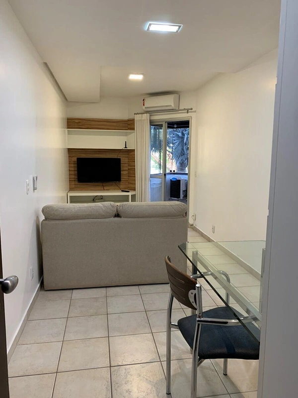 Excelente Apartamento Mobiliado – 1 Quarto | Multiplus Asa Sul – Brasília/DFExce...
